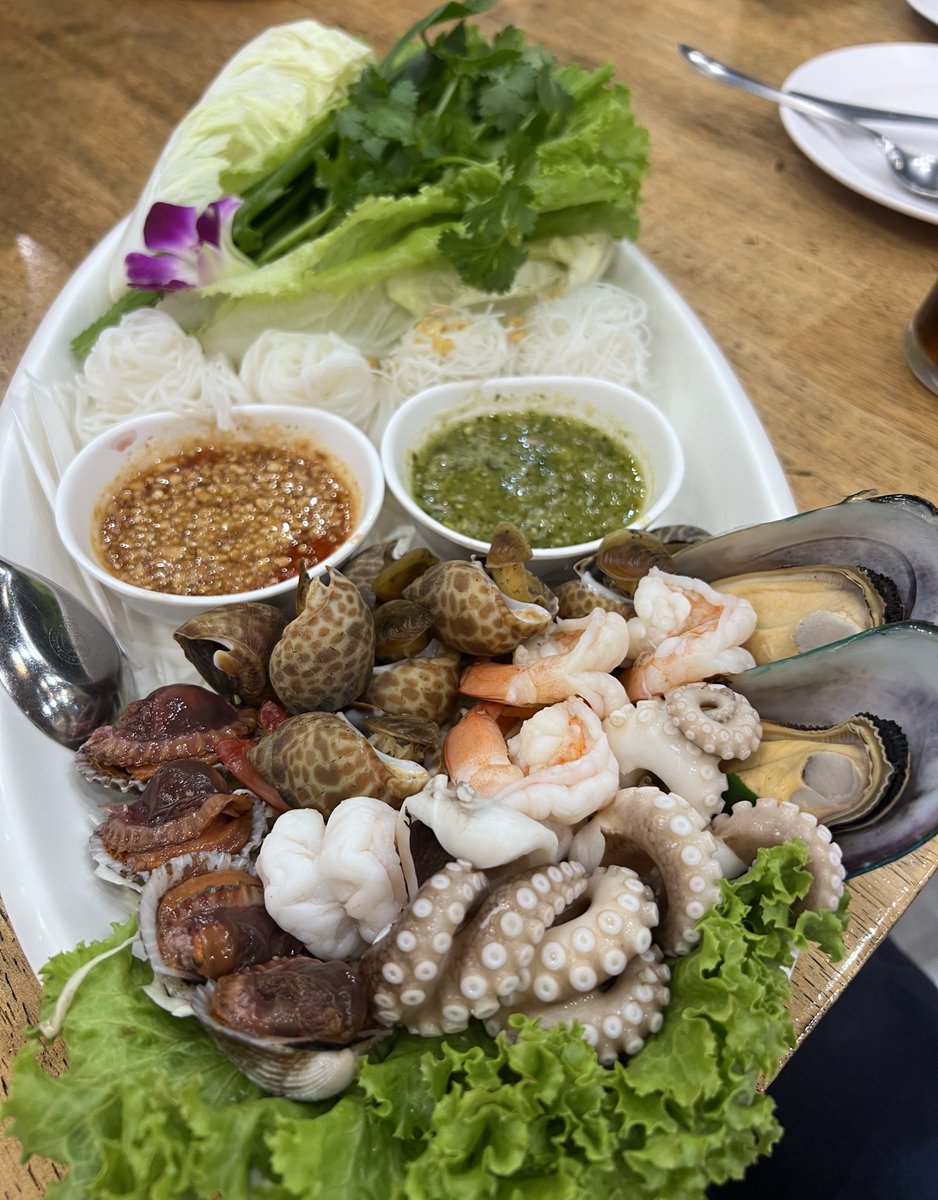 newphmp's tweet image. ฝันดีครับ

#TamaGotChii
#SigmaFangs
#AnyaAbyzz