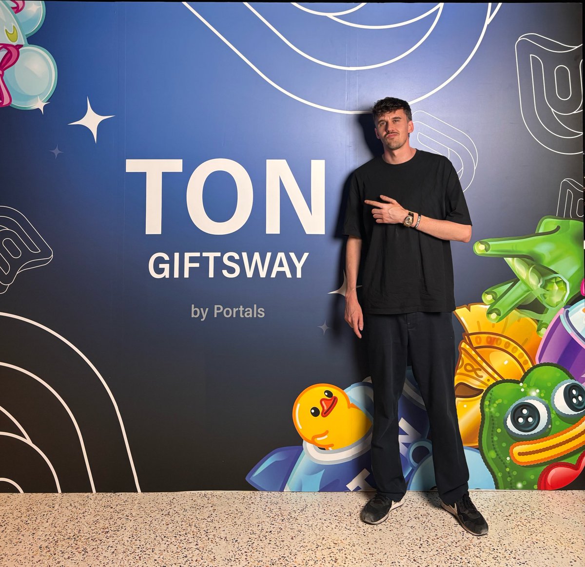 Another great event to shill <a href="/joinwispr/">wispr</a> after our $TON hackathon bounty win from <a href="/AlphaTONCapital/">AlphaTON Capital 💎 🚀</a> in <a href="/token2049/">TOKEN2049</a>.

Loving Dubai 🇦🇪 so far, <a href="/toncommunityhq/">TON Community</a> rocks 🔥🔥

Thanks <a href="/PortalsMarket/">Portals</a> for this great event!