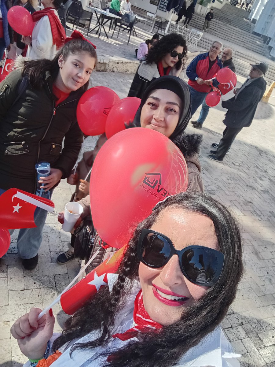 Gelecegimiz Çocuklarımız ile Cumhuriyet Coşkusu 
#UmudunAdıLÖSEV