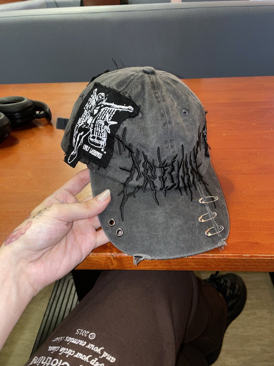 sickagain tweet media