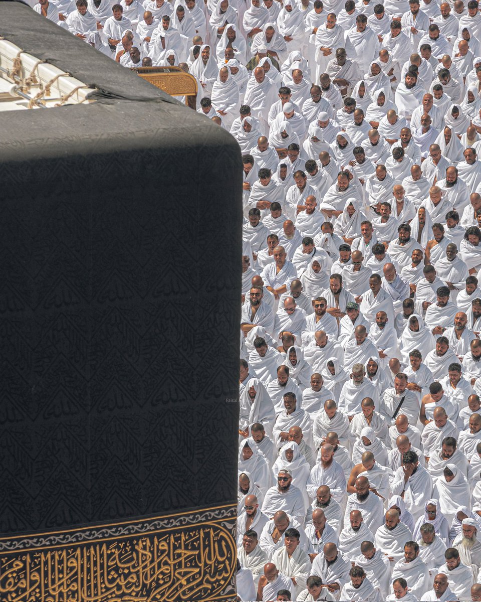 ScreenMix's tweet photo. زاوية لن ولم ترى في جمالها من قبل 🕋🤍 https://t.co/toOdUbYxOW