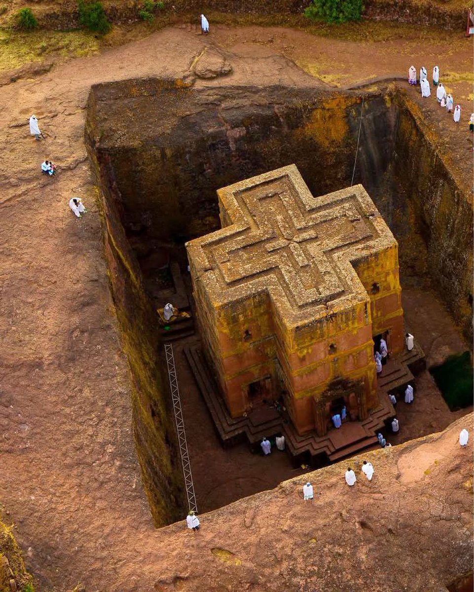 Mizrakhi_56's tweet image. #ancient #archaeology #history #temple #arthistory

Rock-Hewn Churches,Lalibela, Ethiopia 12th–13th century
Carved entirely from solid volcanic rock,the eleven monolithic churches of Lalibela form one of the world’s most extraordinary architectural ensembles. 

📸 @geosteinmetz