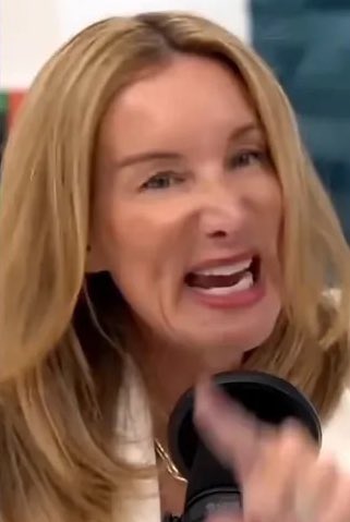 Oli London tweet media