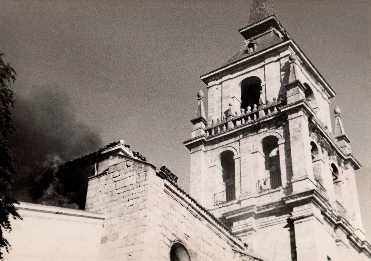 Alcalaenguerra's tweet photo. EL INCENDIO DE LA MAGISTRAL
Julio de 1936. La guerra acababa de estallar y Alcalá de Henares se convirtió en un pequeño escenario del caos que recorría España: https://t.co/kxlwK83nPD

@UAHes @aytoalcala @CanaldeHistoria @henaresaldia @muyinteresante @alcaladehenares @DreamAlcala https://t.co/iHcfUo8ezR