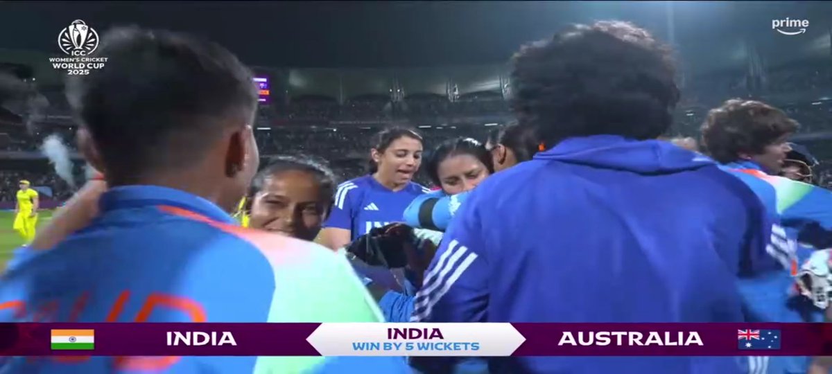 _Smile_plz_'s tweet image. They did it. We are in the final  🥹🥹🥹
Crazy win for IND -w  🥳🥳🥳
#INDWvsAUSW
#WomensWorldCup2025 #WorldCup2025