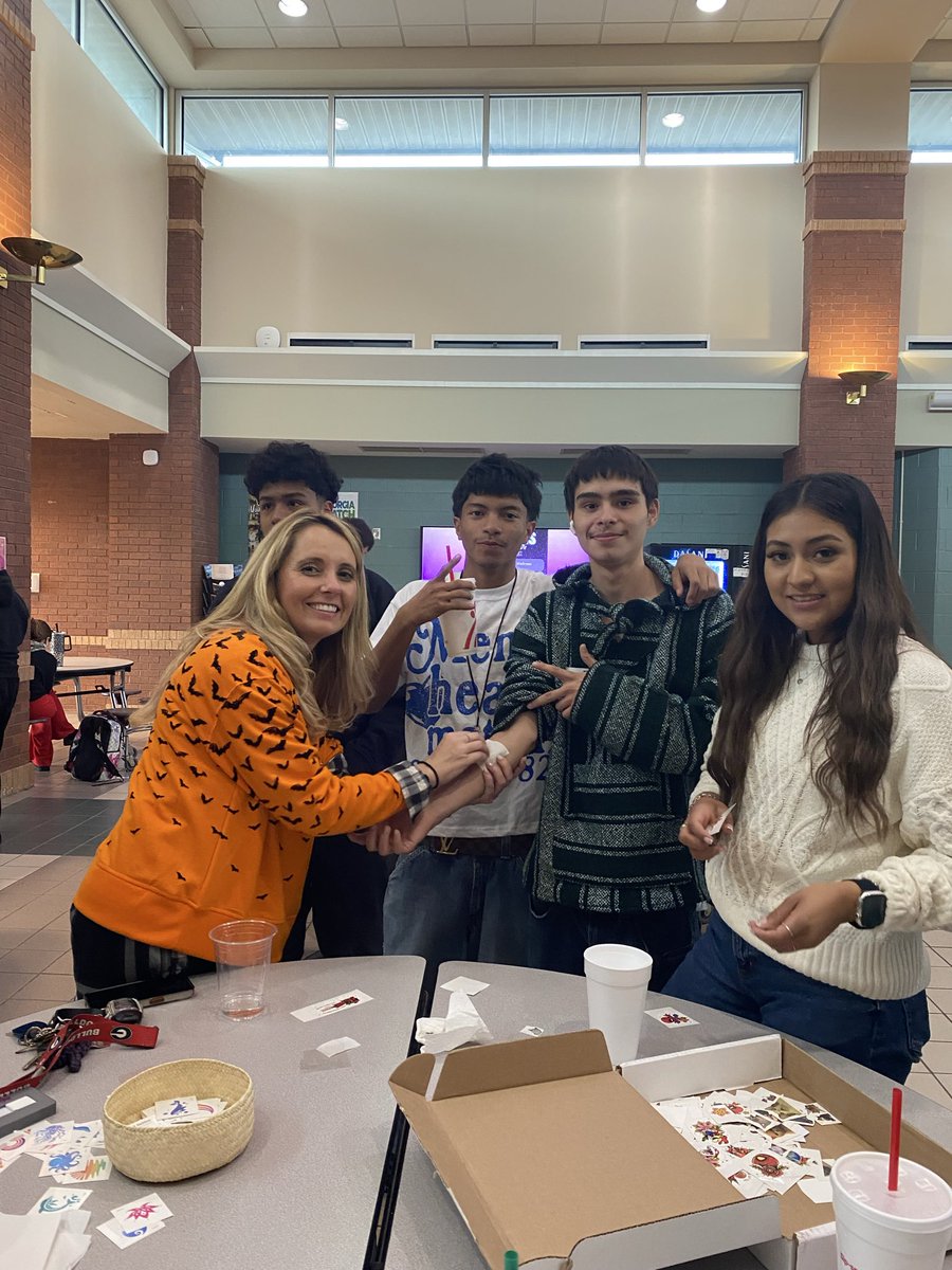 LCCA_HS's tweet image. Tatt a #teacher #fundraiser @Hall_Schools #sourcesofstrength 😂😎 @GACTE @SkillsUSAGA @GeorgiaCTAE @SouthHallRotary @HallCountySO