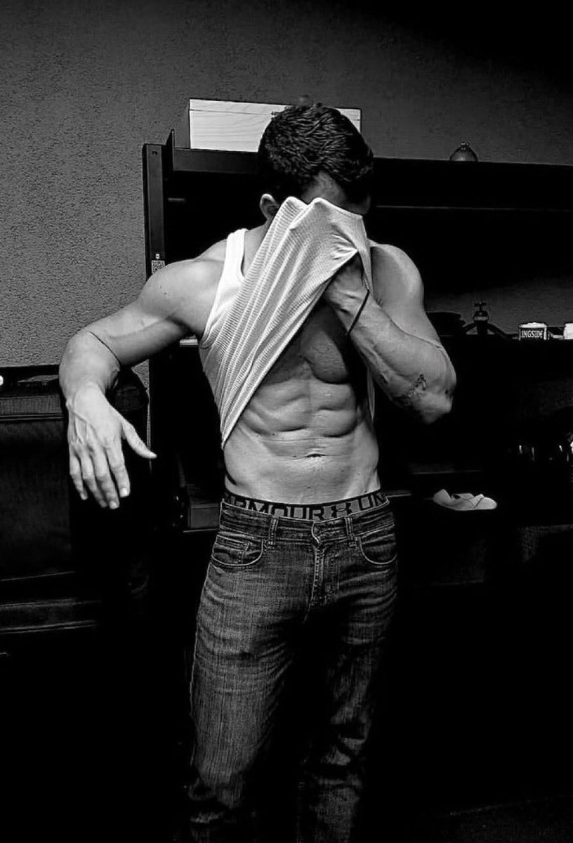 natall_nas's tweet photo. his body is so sexy 🤒❤️‍🔥🤤🤤🤤🫠🫠🫠
#KeremBürsin ❤️‍🔥 https://t.co/MEjgHRId6E