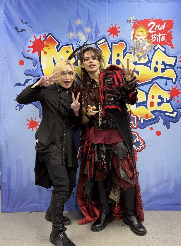 kiryuintw's tweet image. MOUSE PEACE FES.2025 2ndBite DAY2 ありがとうございました！
掲載許可を頂きましたのでツーショット載せさせていただきます😆わーい！🙌
最高のエンターテイメントの現場に関わらせていただいて幸せでした！感謝です！
すごいイベントだったぁ〜！✨
#マウピフェス
