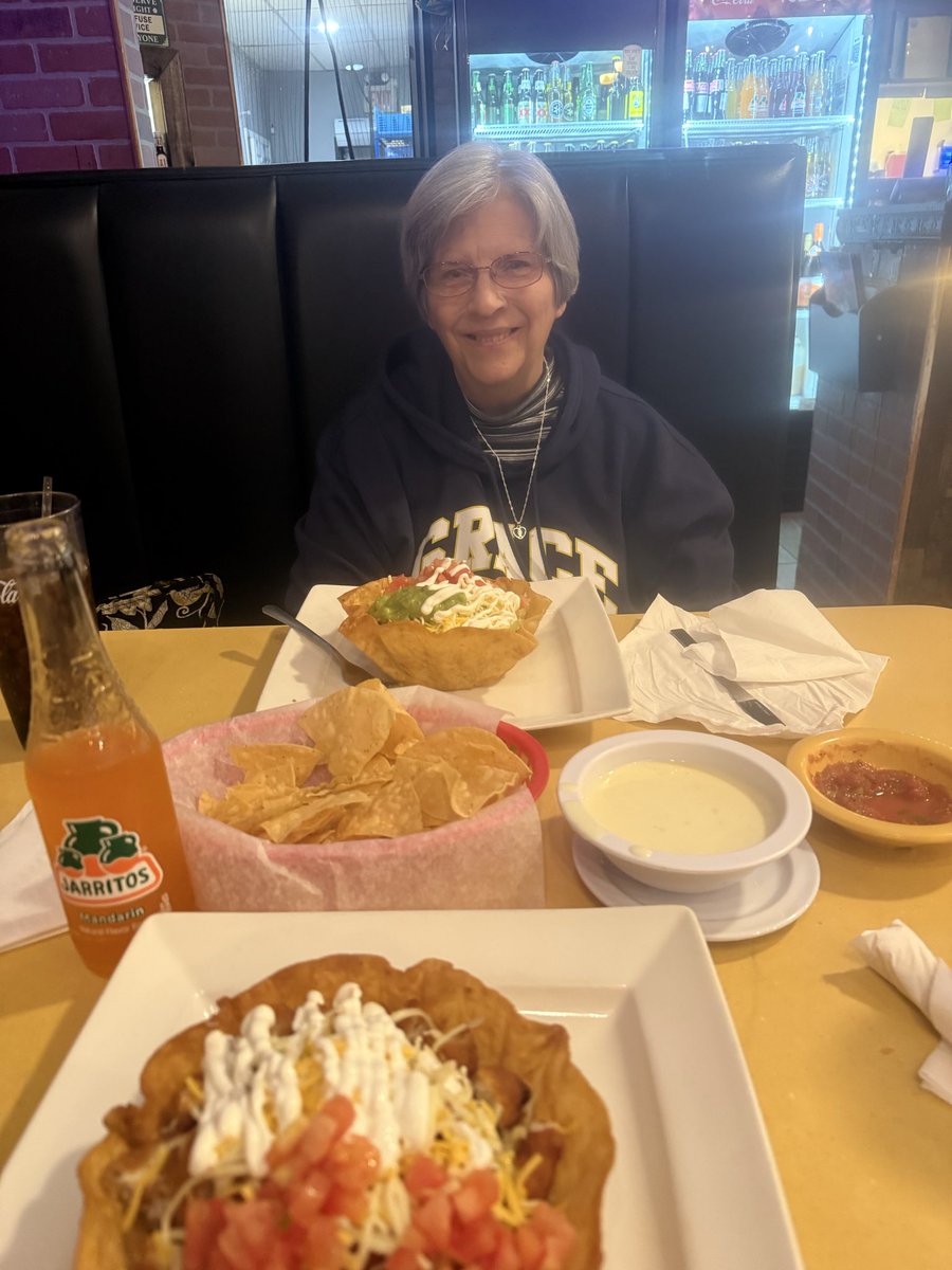 thomas_garrard's tweet photo. Treating Mama B to Mexican food, today. https://t.co/VobfZBliVW