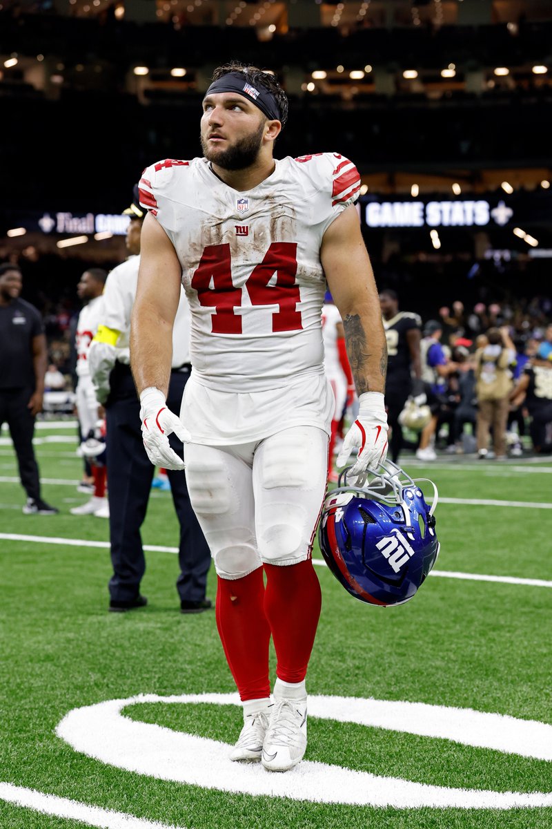 BleacherReport's tweet image. 49ers were on the verge of pairing Skatt with CMC 😳
Full Story Here: bleacherreport.com/articles/25270…