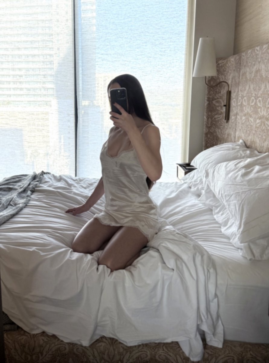 A slow morning in silk with you…something meant to be savored 🤍