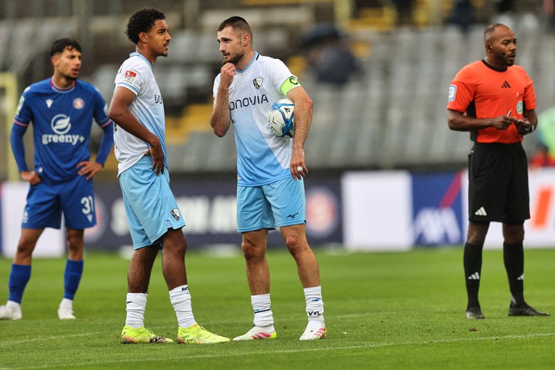 Das Bochumer Mittelfeld ist derzeit das Prunkstück des Teams. Starke Jungspunde und prominente Rückkehrer sorgen für ein Luxusproblem bei der Personalauswahl. Sogar der Kapitän muss um seinen Platz bangen 👇🏼

vfl-magazin.de/prunkstueck-op…