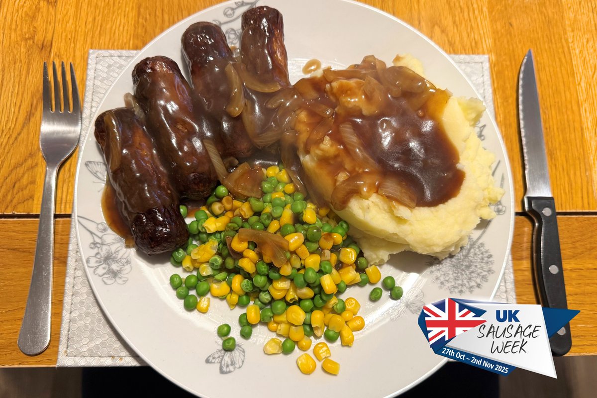 Our head of design Gareth Davies cooked a classic dinner of sausages and mash using Tesco Finest 6 Pork &amp; Three Chilli Sausages, calling his meal "delicious"!
#UKSausageWeek