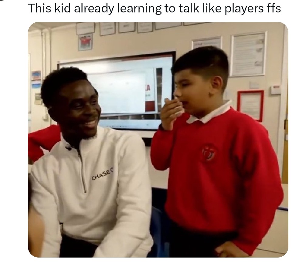 EllSlick's tweet image. Made me crease