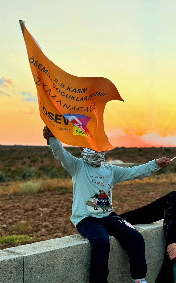 Biz birlikte güçlüyüz 🧡
#UmudunAdıLÖSEV 
<a href="/losev1998/">LÖSEV</a>