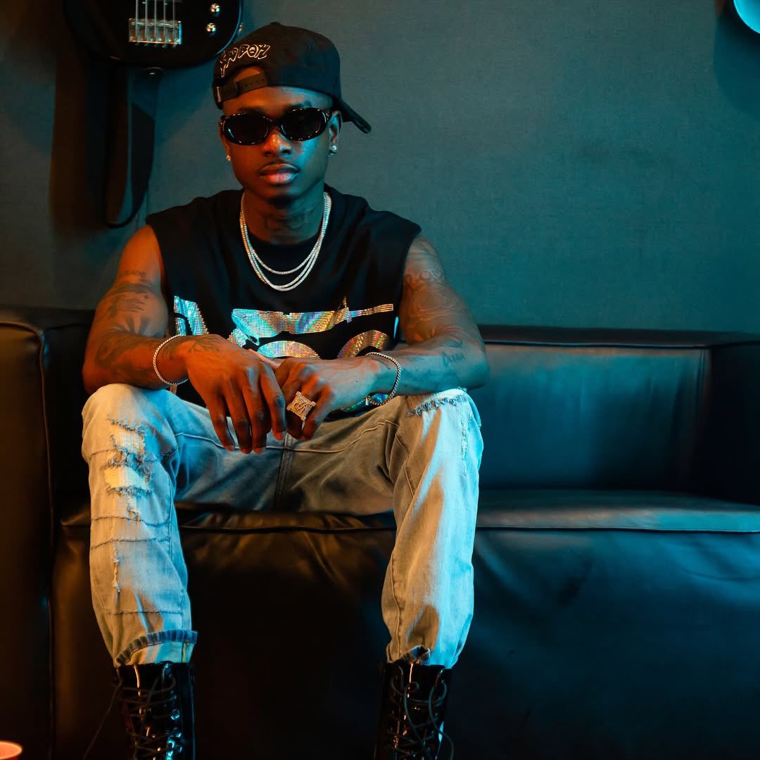 Lil Kesh in new photo 🔥