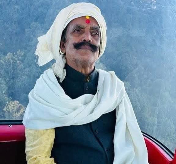 ANILKRYADAVBJP's tweet image. मोकामा में दुलारचंद यादव जी की हत्या बेहद दुखद और हृदयविदारक है।
ईश्वर उनकी आत्मा को शांति दें और परिवार को इस अपार दुख को सहने की शक्ति प्रदान करें।🙏
 लोकतंत्र पर हमला हैदोषियों को सख्त सज़ा मिलनी ही सच्ची श्रद्धांजलि होगी।

#Mokama #Bihar #DularchandYadav