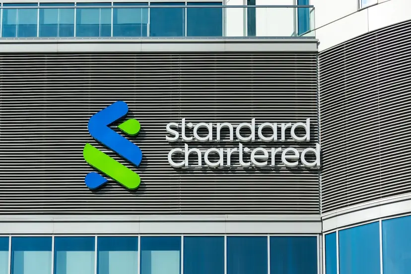 Tokenization is going mainstream!

According to Standard Chartered, tokenized assets could reach $2 trillion by 2028, driven by the rapid growth of DeFi and real-world asset integration.

From bonds and funds to real estate and commodities,  the line between traditional finance