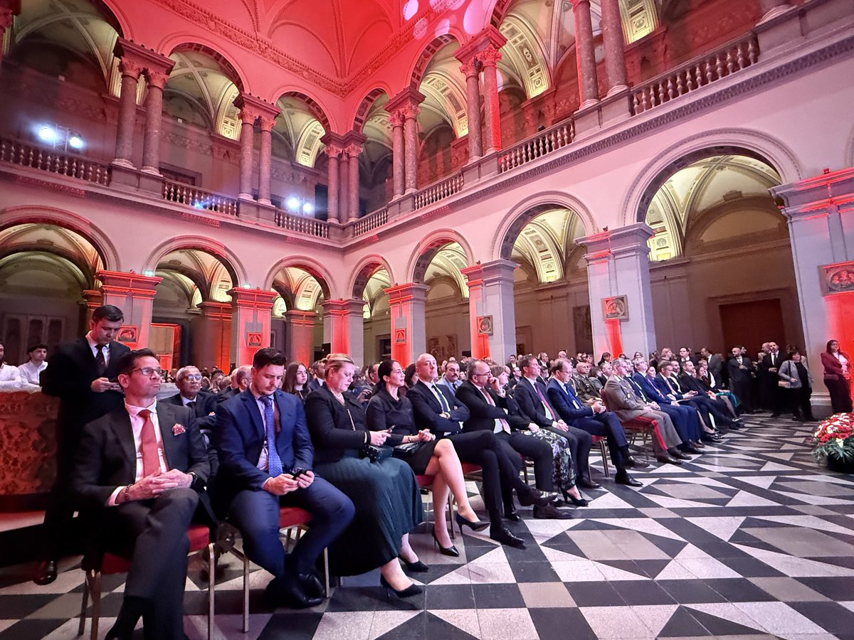 🇹🇷🇭🇺 Yesterday evening, together with my wife, I had the honour to attend the reception celebrating the 102nd anniversary of the founding of the Republic of #Türkiye, held at the Museum of Fine Arts in Budapest. Many thanks for the invitation and the warm hospitality!