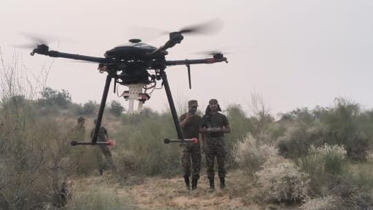 SWComd_IA's tweet image. #SaptaShaktiCommand Conducted Integrated Fire and Manoeuvre Exercise #SentinelStrike in Thar Desert at Mahajan Field Firing Ranges, #Rajasthan.  

The holistic exercise conducted in an all arms environment included effective mission engagements by modern artillery systems,…