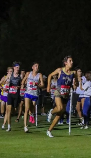 Our very own Humberto Serna has been nominated for athlete of the week. State Qualifier. 4.6 GPA. Phenomenal character. Please help us get this T-Bird some votes! 

elpasotimes.com/story/sports/h…