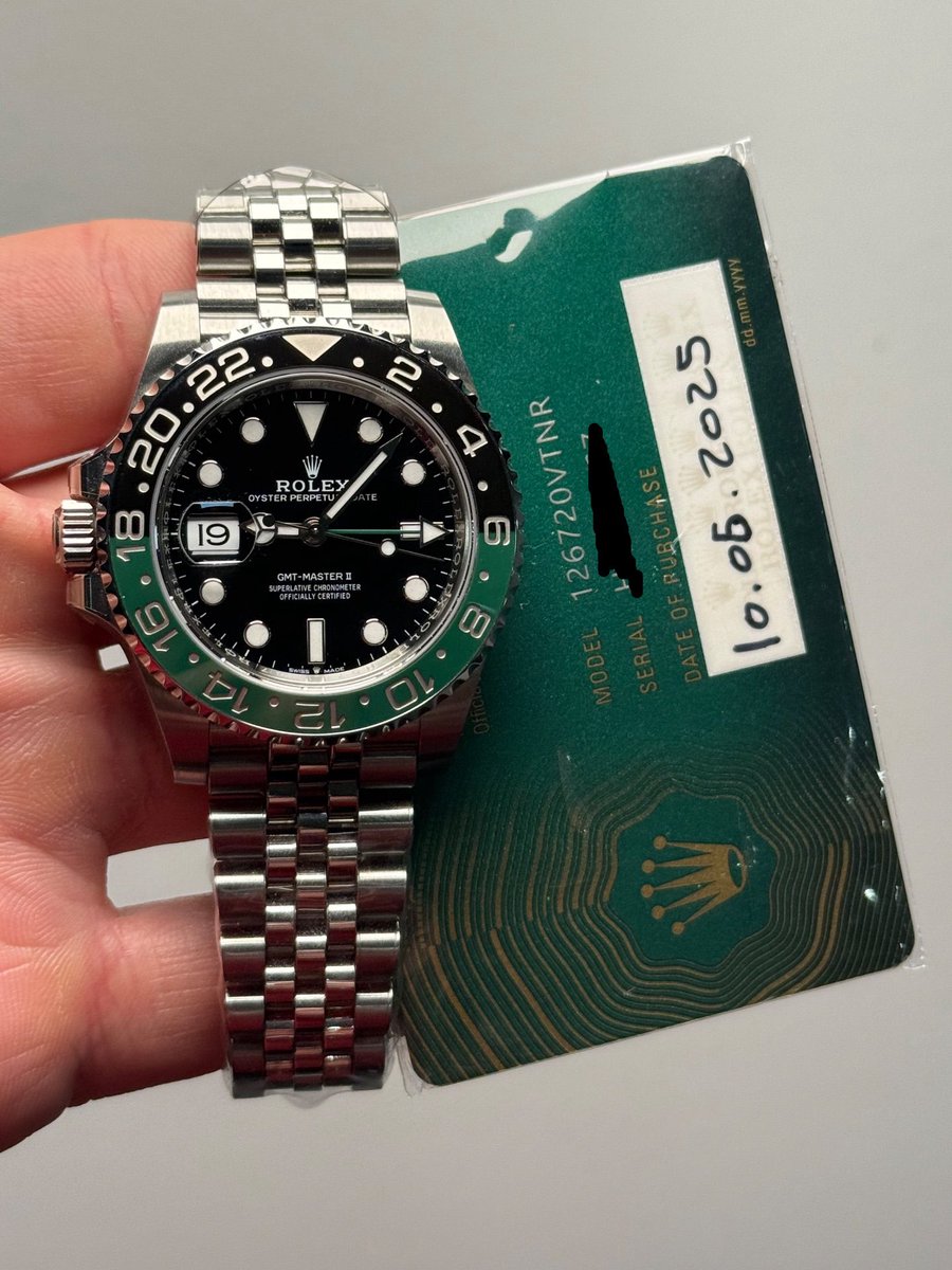 Atodd79's tweet image. Rolex submariner SPRITE ref 126720

Full set 

DM for pricing