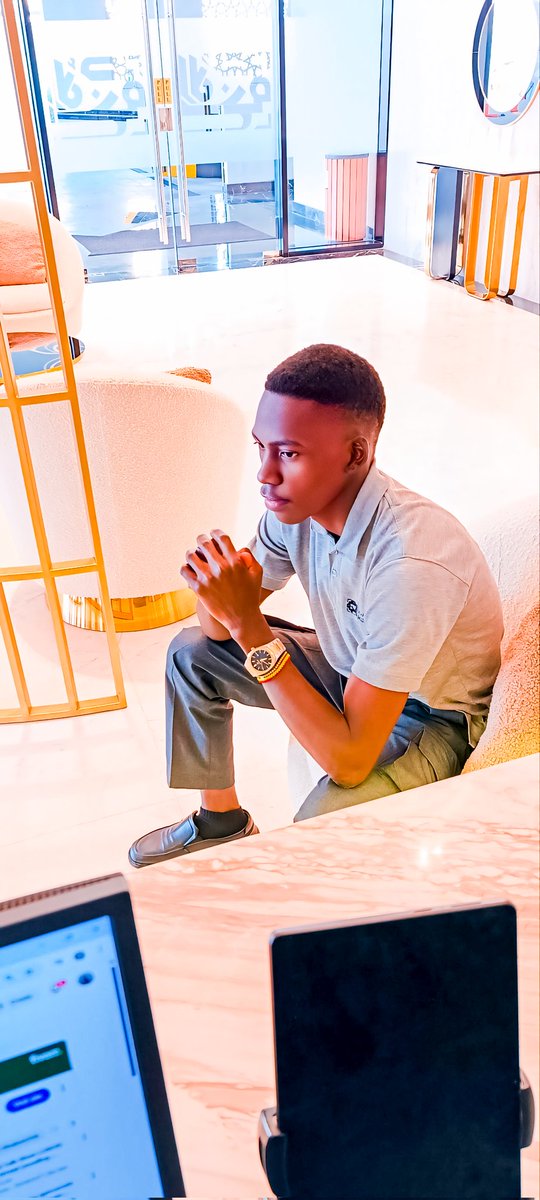 geniusomuzira's tweet photo. The gentleman inna di badman!☠️🚫⛓️🙌
#King🅙︎emcee https://t.co/iXAB9ZHv4i