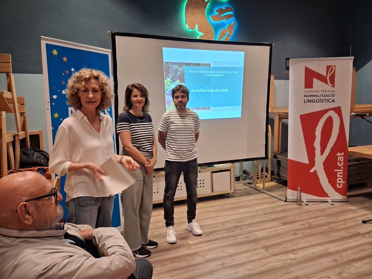 cpnlpenedesgrf's tweet image. Taller &quot;Assertius amb el català&quot;, a càrrec dels Llenguaferits, per celebrar la inauguració del curs i del @vxlcat a Vilafranca del Penedès 

#cursos #català