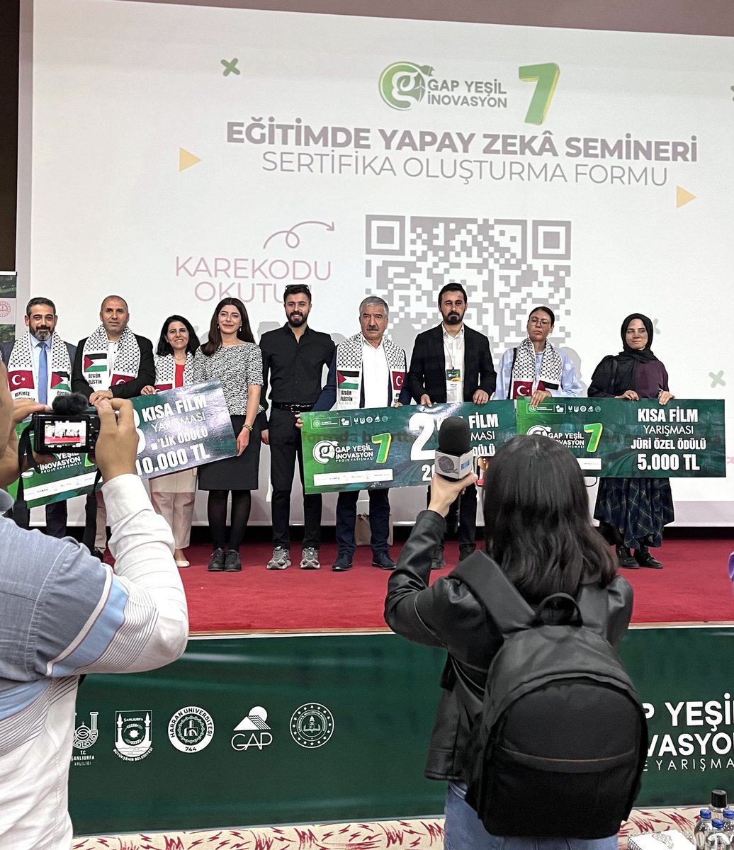 Danışmanlığını üstlendiğim “Kayıp Dağlar” belgeselimiz GAP Yeşil İnovasyon Film Festivali’nde 2.’lik ödülüne layık görüldü. Başta yönetmen <a href="/NecmeddinSaglam/">Necmeddin Sağlam</a> olmak üzere emeği geçen tüm hocalarımıza ve öğrencilerimize gönülden teşekkürler 🙏 🎥 🎬