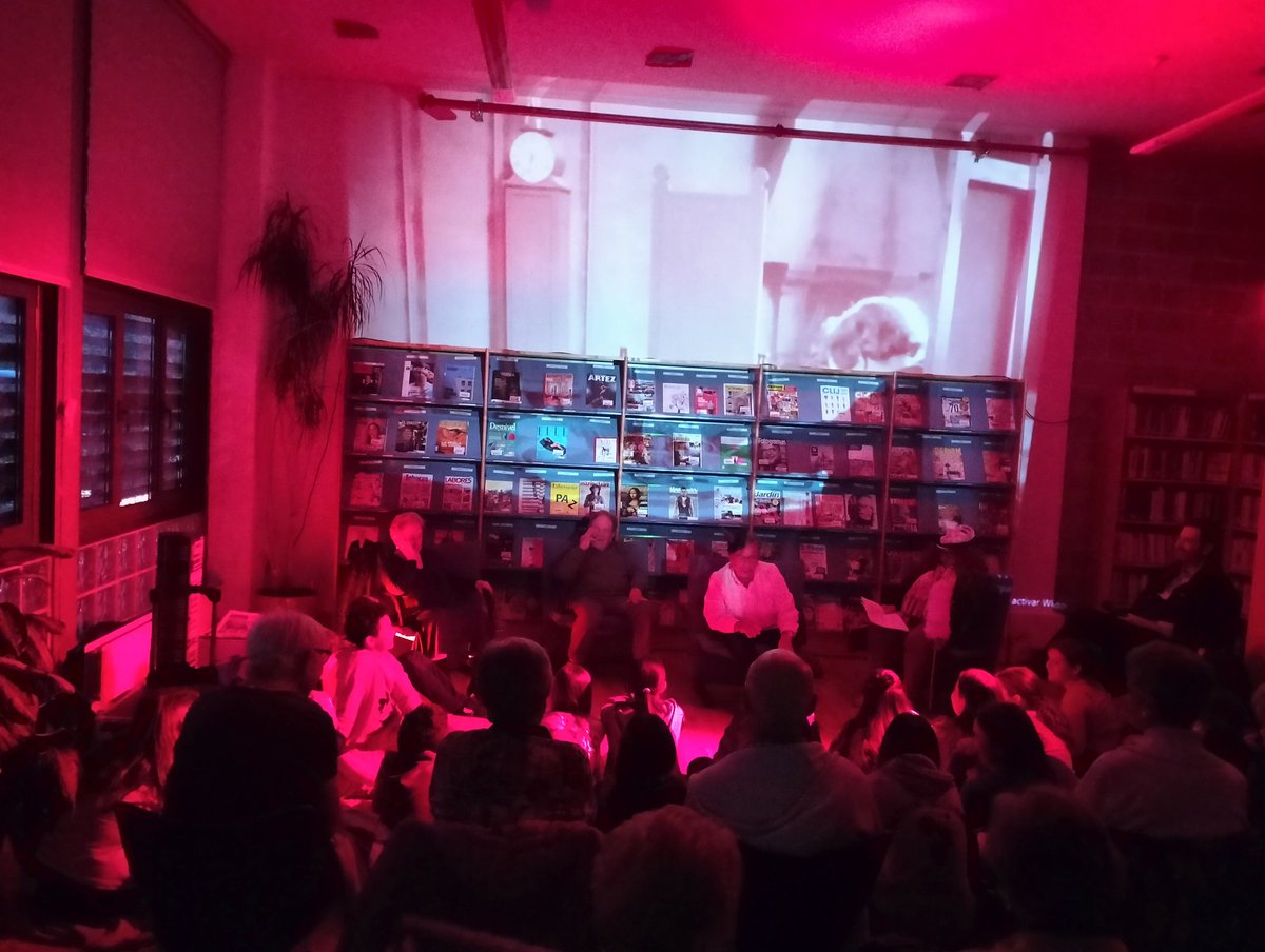 Merliburu's tweet image. #EgiaLiburutegia|n haurrentzat beldurrezko ipunak Saioaren eskutik.
Gaztetxoak, Plus55-ekoek izutu dituzte
#GauBeltza