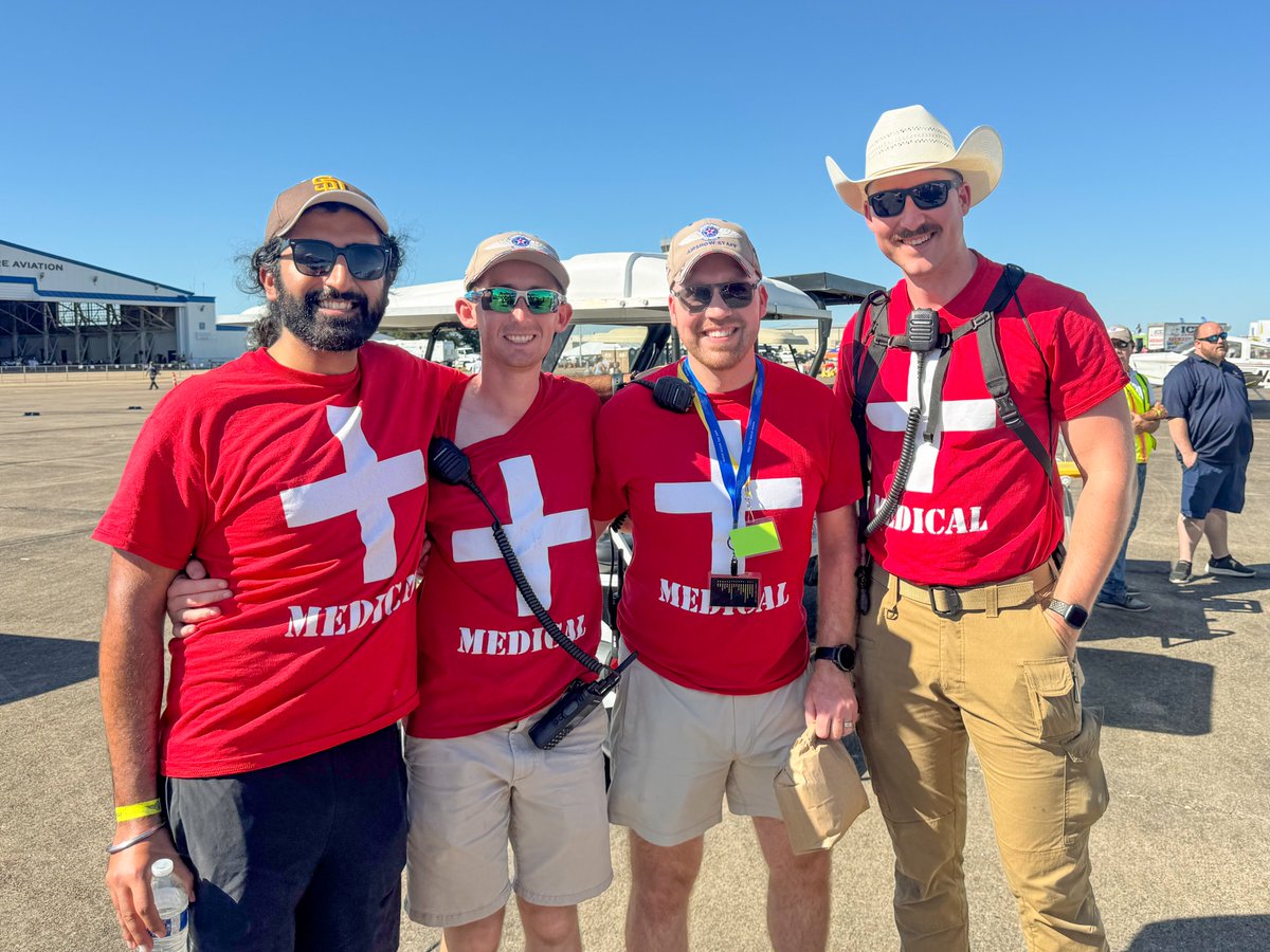 UTMB Aerospace Medicine supported Wings Over Houston at Ellington Field earlier this month. Team highlights: staffed the South Medical Tent, led volunteer medical briefings, and coordinated coverage posts to keep attendees safe. Thanks to all volunteers and partners!