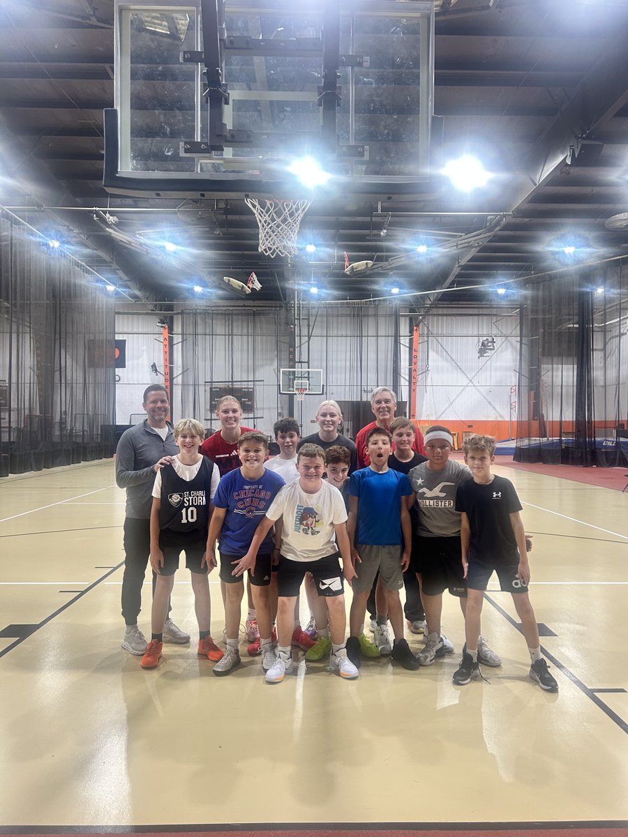 East Girls + 1st/2nd Girls Team Izzo + 6th Boys Team Roth = STORM pride! <a href="/stcegirlshoops/">St. Charles East Girls Basketball</a> <a href="/STCEathletics/">STCE Athletics</a>
