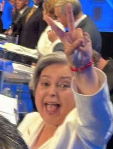 Obviamente, hay gastos que no son 'necesidades reales', ni 'urgencias'. La cosa es 'pegar un zarpazo a la factura grande para su campaña' 😈. Que la divina providencia les castigue su altivez!!!🙏