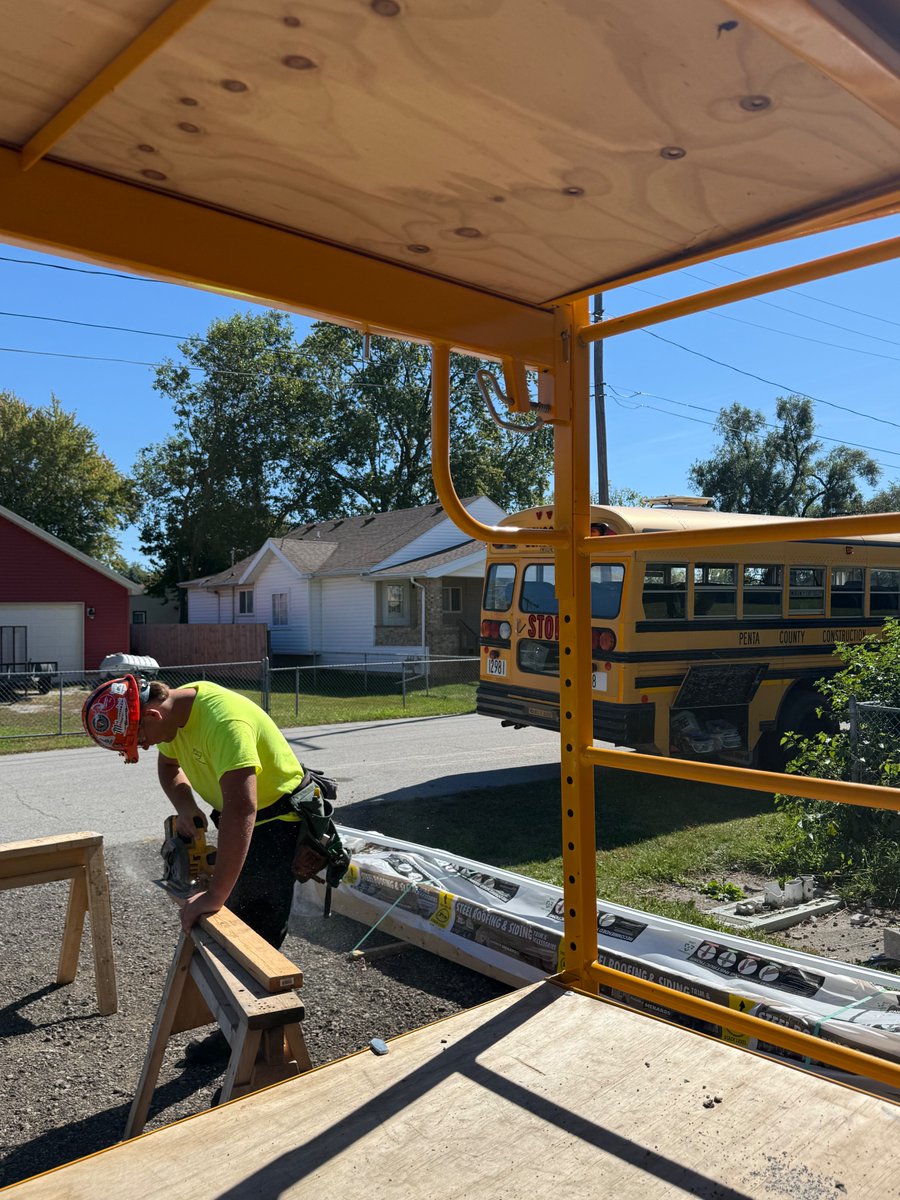 pentacareerctr's tweet photo. Penta seniors in Construction Trades are putting their skills to work! 🛠️ Under the guidance of instructor Rob Weaver, students are tackling a customer garage build project, and they’re doing a great job! 👏 #PentaPride #SuccessReady https://t.co/yH2e7yj7w1
