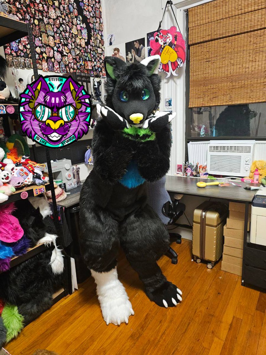 stitches_studio's tweet photo. ♟️Meet Buddy!♟️The new member of the Stitch-To-Life family! 

✨️COMISSION✨️
I had so much fun working on my verry first fullsuit!  It was challenging but for sure very rewarding !

Help on the body by my husband @Hamlet18160

#fursuit #fursuitmaker #fursuiters https://t.co/Glyp080aQs