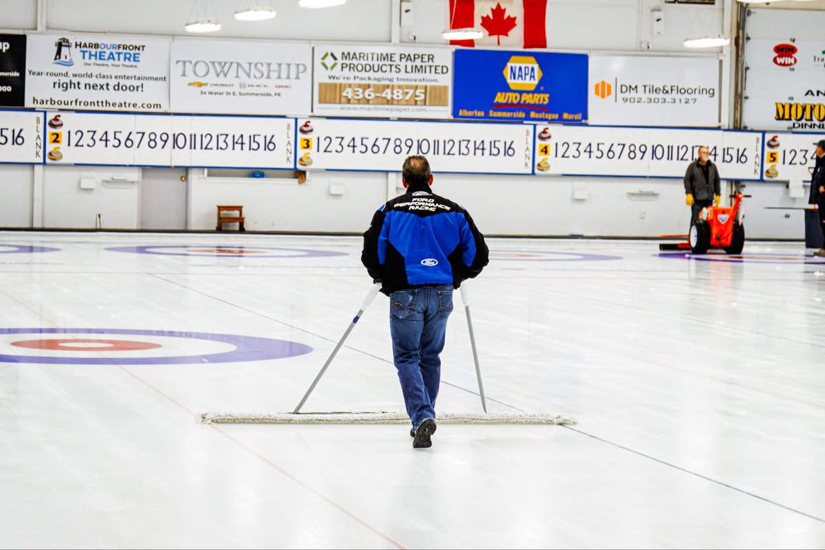 Sside_Complex's tweet image. ICE INSTALLATION ✅

Our team has completed installing the sheets at the Summerside Curling and Marina Complex in preparation for the curling season, which begins on Sunday, November 2nd.

#SummersideCurling