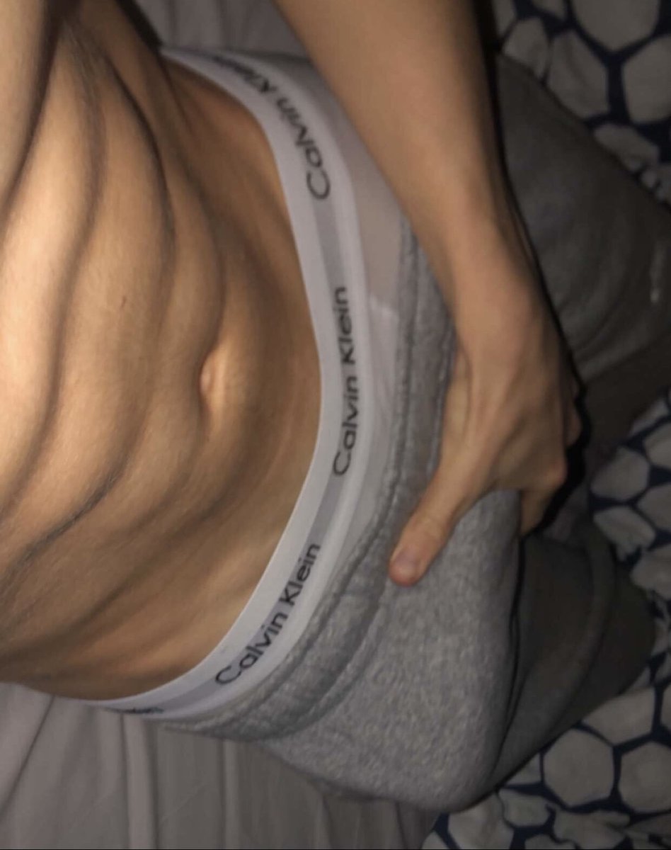 Rt si tu veux voir + 😋 

Télégram privé en vente en dm