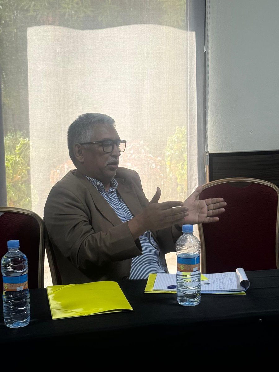 Houda_Ely's tweet photo. Towards a stronger Results based Management culture !  I was honored to co-facilitate the capacity building workshop on RBM today with partners from 9th program. A great step forward for @unfpamauritania as part of the 2nd cohort committed to driving results together.
#RBM https://t.co/qsjn19Qv4z