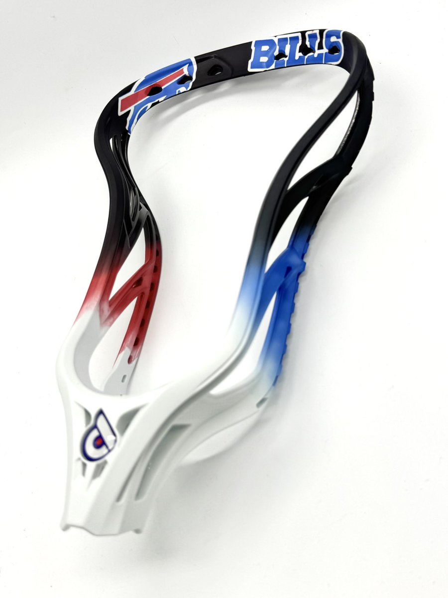 SCDLax's tweet image. Where are my @buffalobills fans?? Check out this @powelllacrosse Pioneer II attack head!
