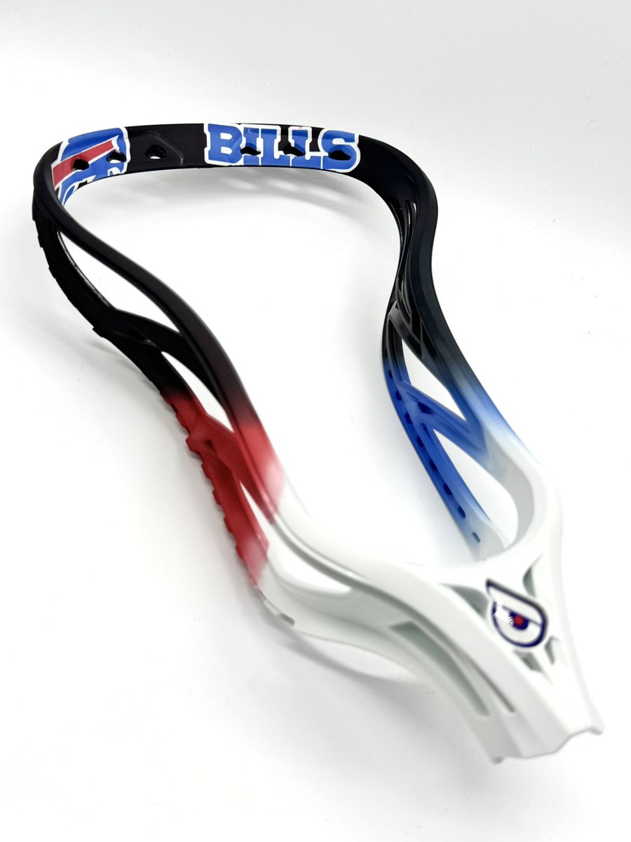 SCDLax's tweet image. Where are my @buffalobills fans?? Check out this @powelllacrosse Pioneer II attack head!