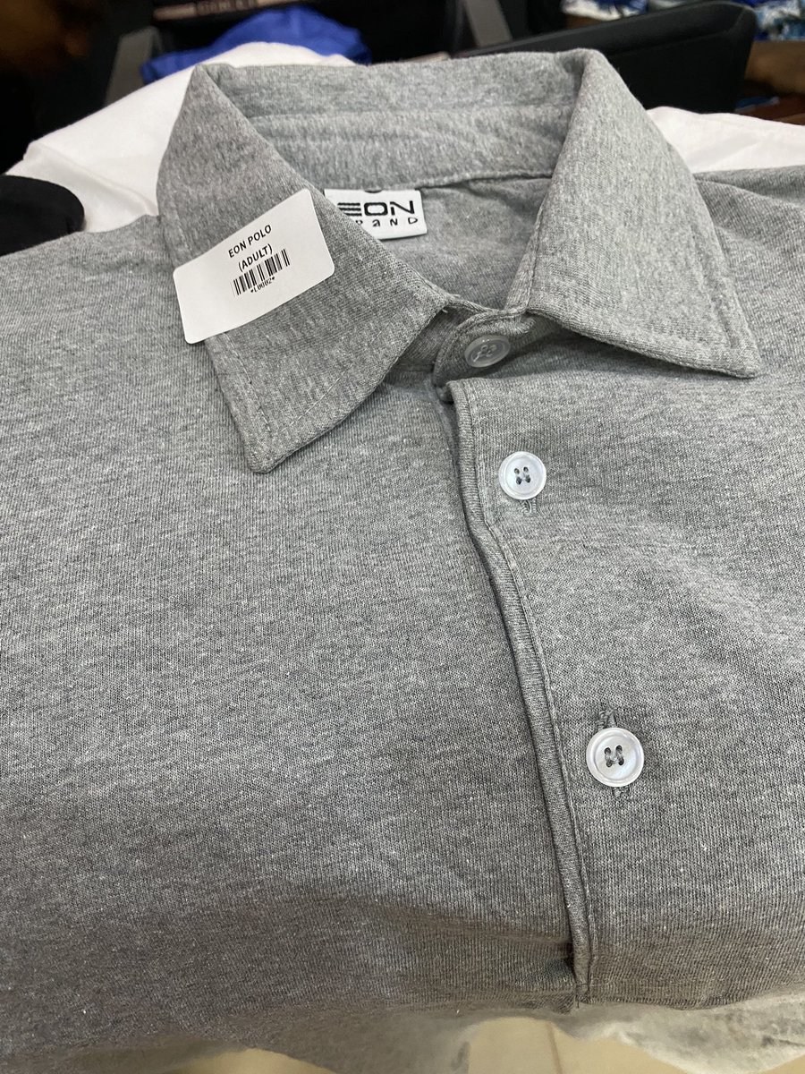 PLAIN TEE PLUG 👕 tweet media