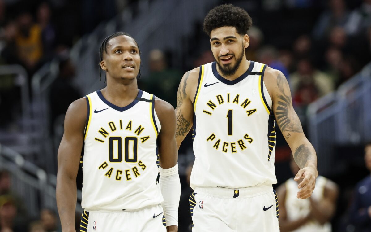 felipemendonca's tweet image. 🚨🏀 Crise nos Pacers!
Obi Toppin (distensão na coxa) fora por 1 mês 😬
Bennedict Mathurin (entorse no dedão) sem prazo 🩹
Situação complicada em Indiana…
#Pacers #NBA #Toppin #Mathurin #Lesões