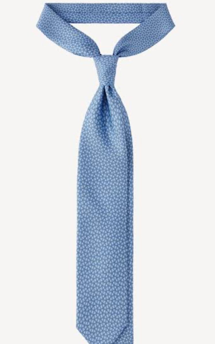 As a guy you have to either know how to row a weed or tie a tie 😌