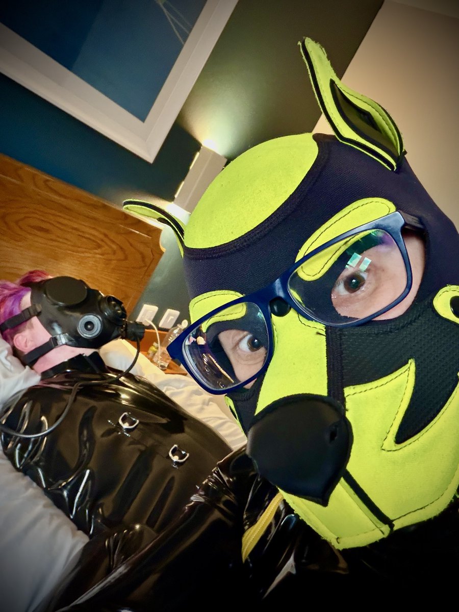 Shh 🤫… the gimp is sleeping

<a href="/OzTwinksterTim/">Tim the Kinkster ⛓️🖤😵‍💫👣</a>