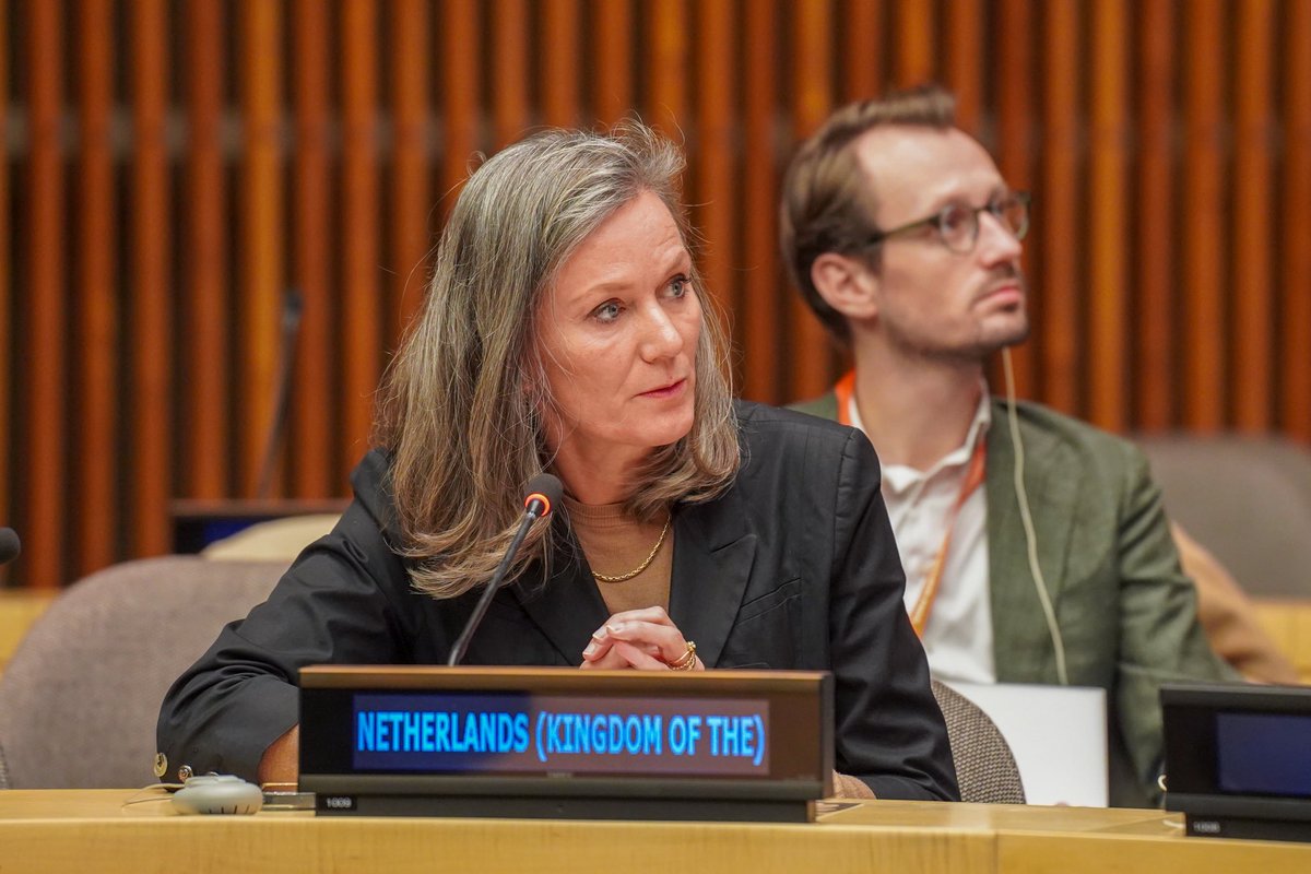 KingdomNL_UN's tweet photo. Voices of courage cannot be silenced. ✊

The #Benelux🇧🇪🇳🇱🇱🇺 were honored to host a side event with @KatzarovaM on #RuleOfFear, exposing how Russian authorities silence dissent and anti-war expression.

We thank all panelists for their testimonies, advocacy, and bravery. https://t.co/N8LRF69udH