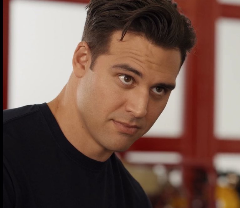 bwidowss's tweet image. #BEAUTIFUL #GORGEOUS #CAPABLE #OURNUMBER1 #DOITFOREDDIE