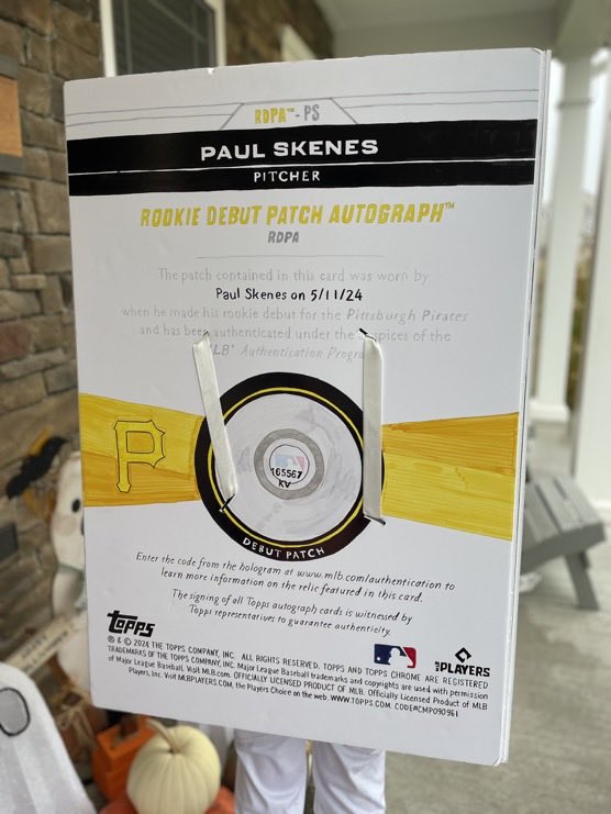 $1.11 million costume 😂 

(📷 <a href="/gawthrop5/">Brian Gawthrop</a>)