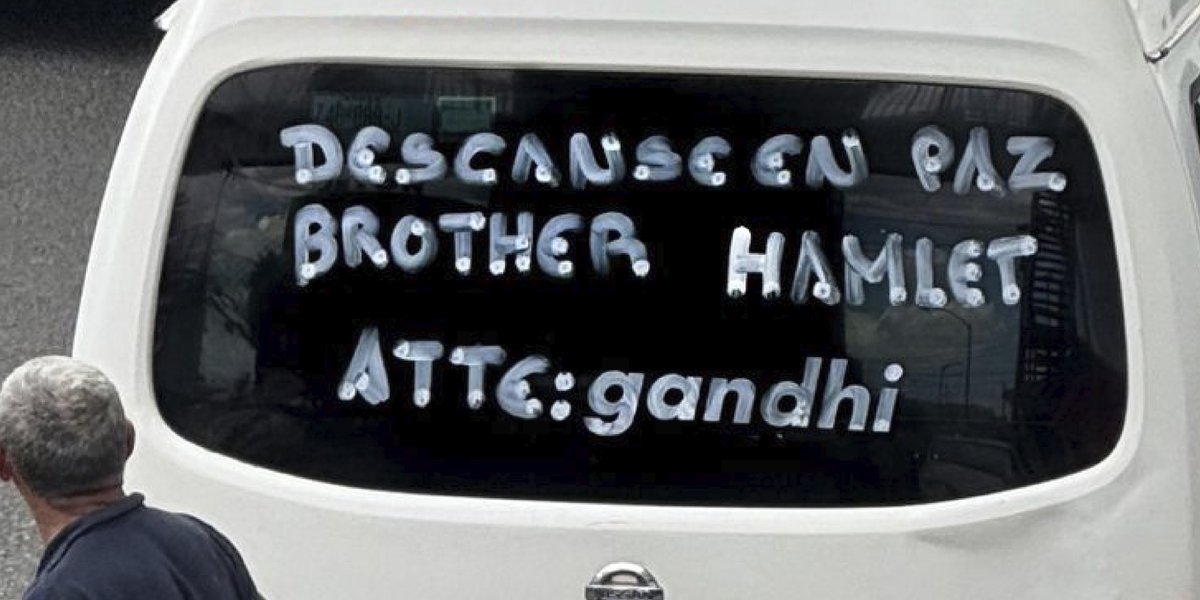 Librerías Gandhi tweet media