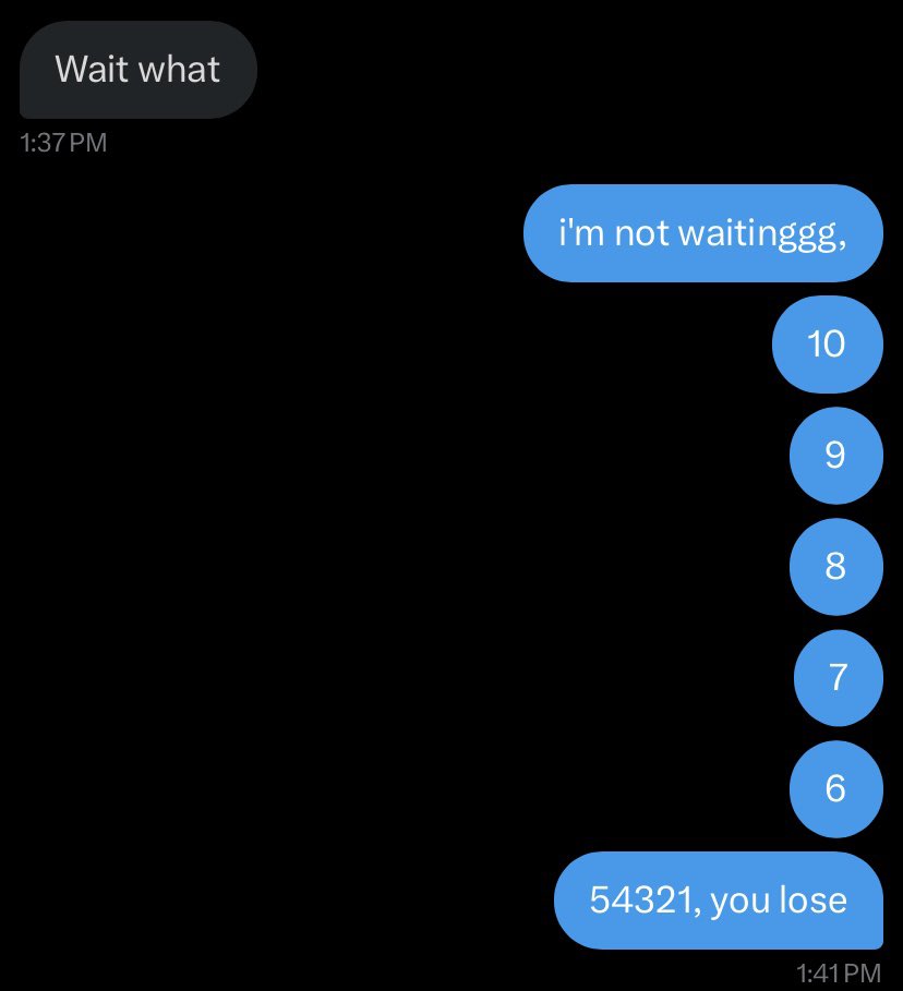 GothBitchKylie's tweet image. tried the ol' countdown last night! 
worked like a charm. 
although i didn't even realize the dumb dumb was the one who had sent. 
you idiots need to learn to put your @ in the notes if you're going to send as anon. like just how the fuck do you except me to know if that was you…