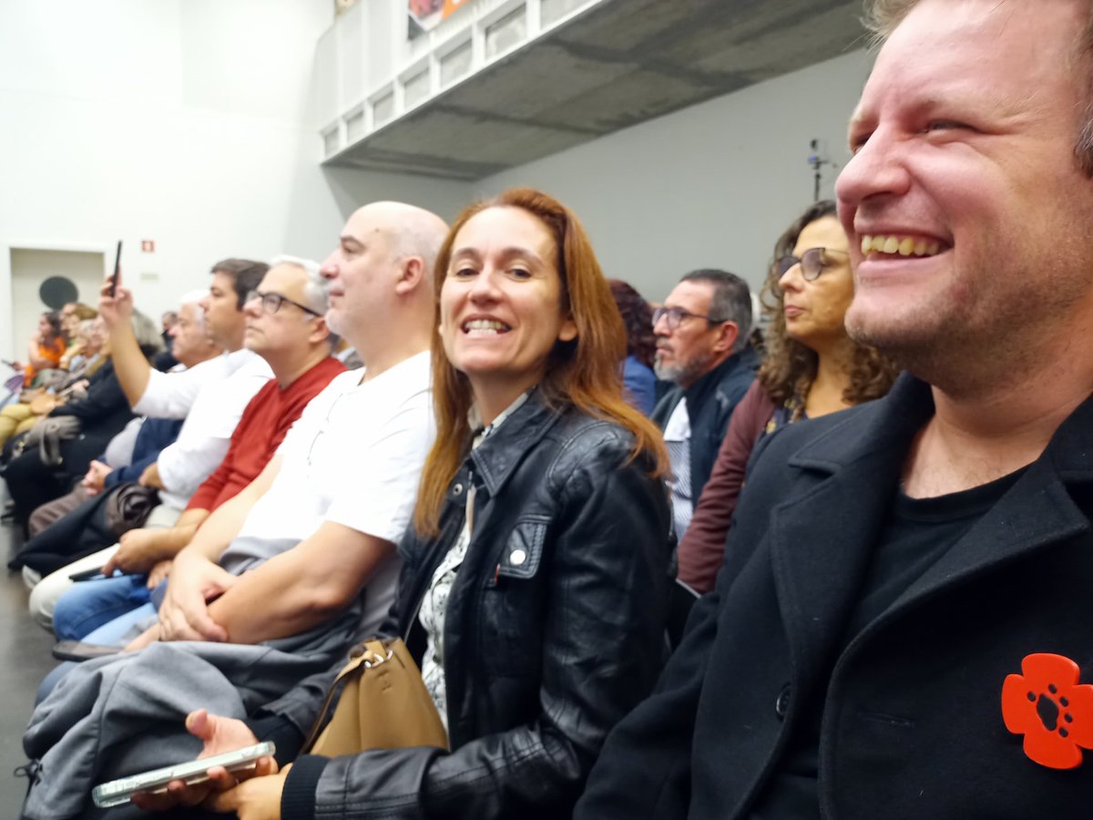 Temos uma autarca LIVRE na freguesia de Águas Livres na Amadora.

Força Fátima Santos!